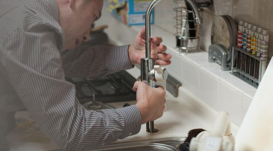 Professional expert plumbing services in Derry, NH
